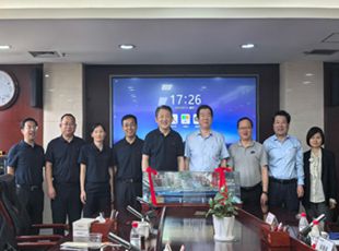 公司黨委書記、董事長(zhǎng)、總經(jīng)理王晨龍一行赴西安煤科院、陜西北人開(kāi)展調(diào)研學(xué)習(xí)交流