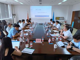 京城機(jī)電黨委副書記、總經(jīng)理王軍一行蒞臨華德液壓調(diào)研指導(dǎo)工作